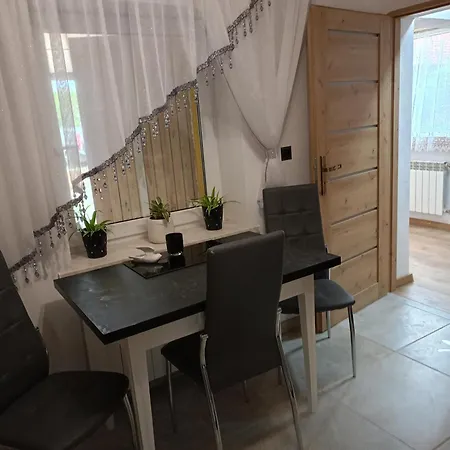 U Madzi I Arka 度假居